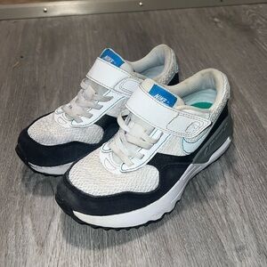 Boys Nike Air Max Shoes